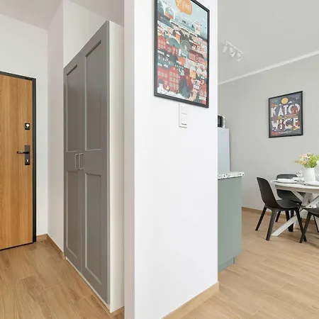 Apartamento Nowoczesny Z Parkingiem W Atrakcyjnej Lokalizacji Katowic By Renters