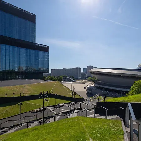 Nowoczesny Z Parkingiem W Atrakcyjnej Lokalizacji Katowic By Renters