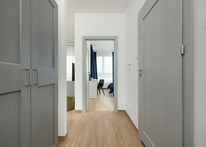 Nowoczesny Z Parkingiem W Atrakcyjnej Lokalizacji Katowic By Renters